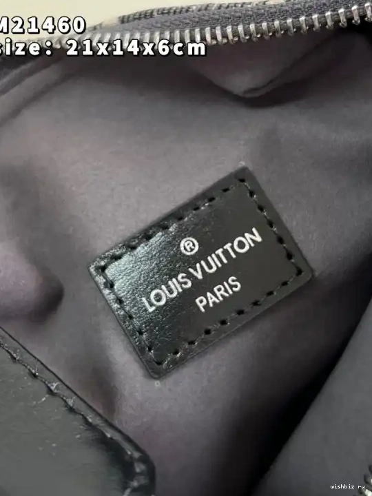 WIS MM LOUIS TRUNK SIDE VUITTON 0329